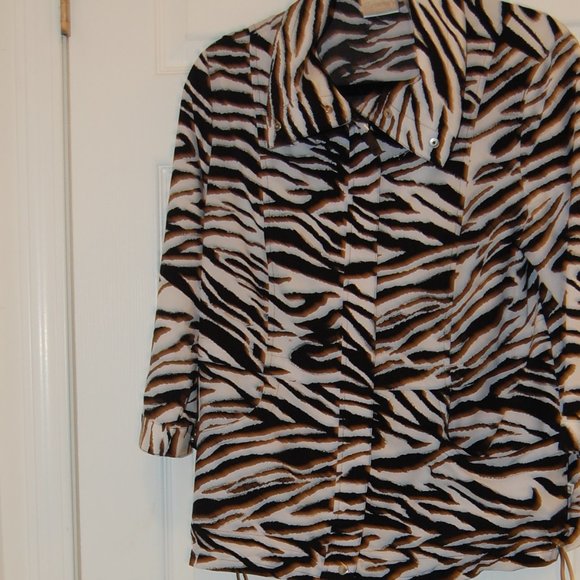 ZENERGY by CHICO Zebra Print Zipper Jacket With High Neck Size 1-Small Size 6-8 - Picture 4 of 11